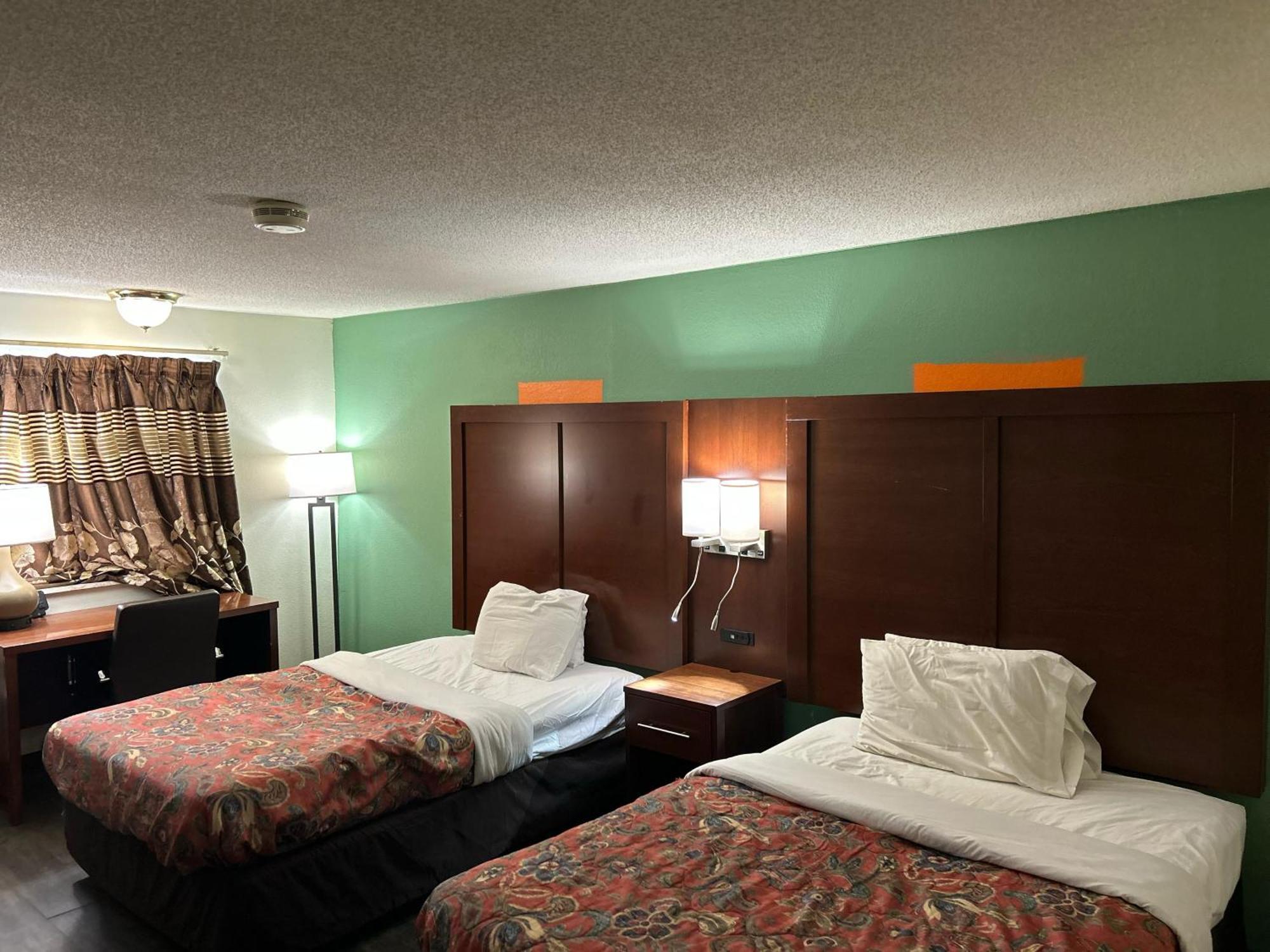 Hillcrest Motel By Oyo Aurora Near Lawrenceburg Esterno foto
