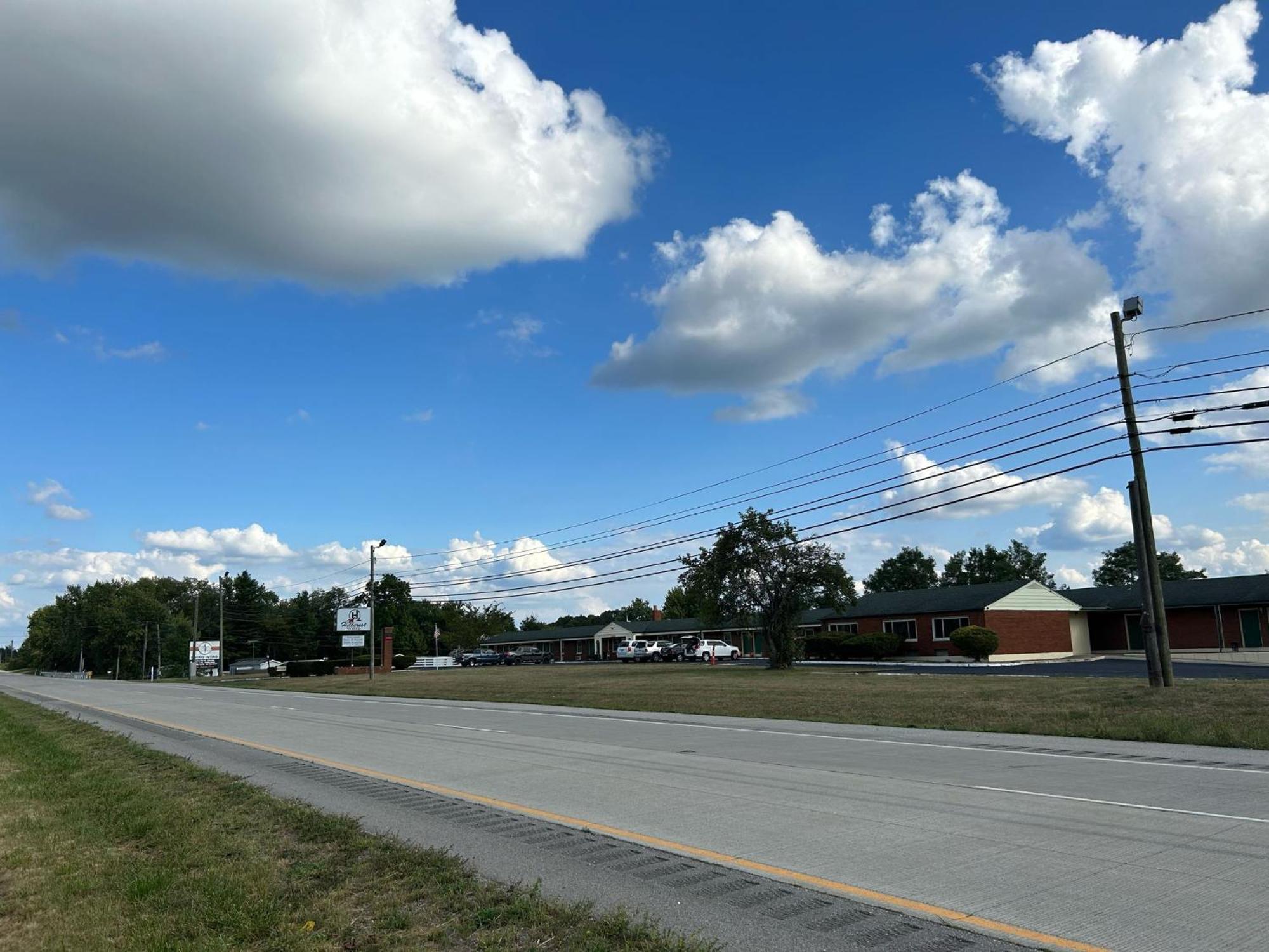Hillcrest Motel By Oyo Aurora Near Lawrenceburg Esterno foto