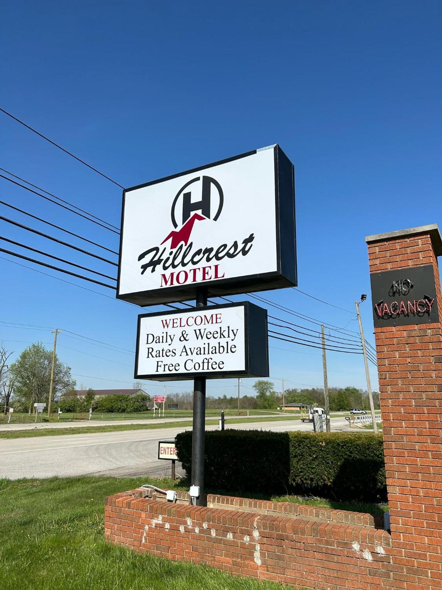 Hillcrest Motel By Oyo Aurora Near Lawrenceburg Esterno foto